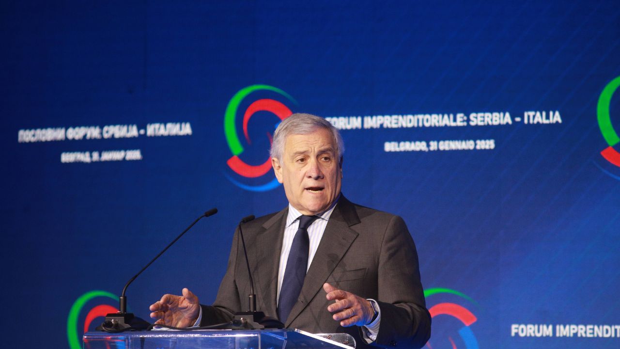 Tajani sui controdazi: “io ho chiesto il rinvio”