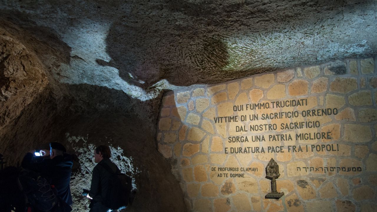 Mattarella alla commemorazione dell’eccidio alle Fosse Ardeatine