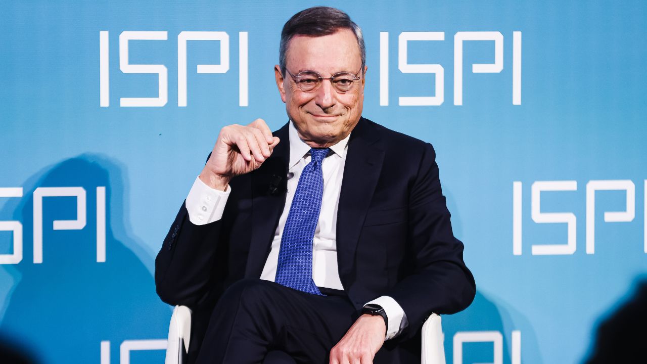 Draghi: “difesa comune dell’Europa è un passaggio obbligato” 