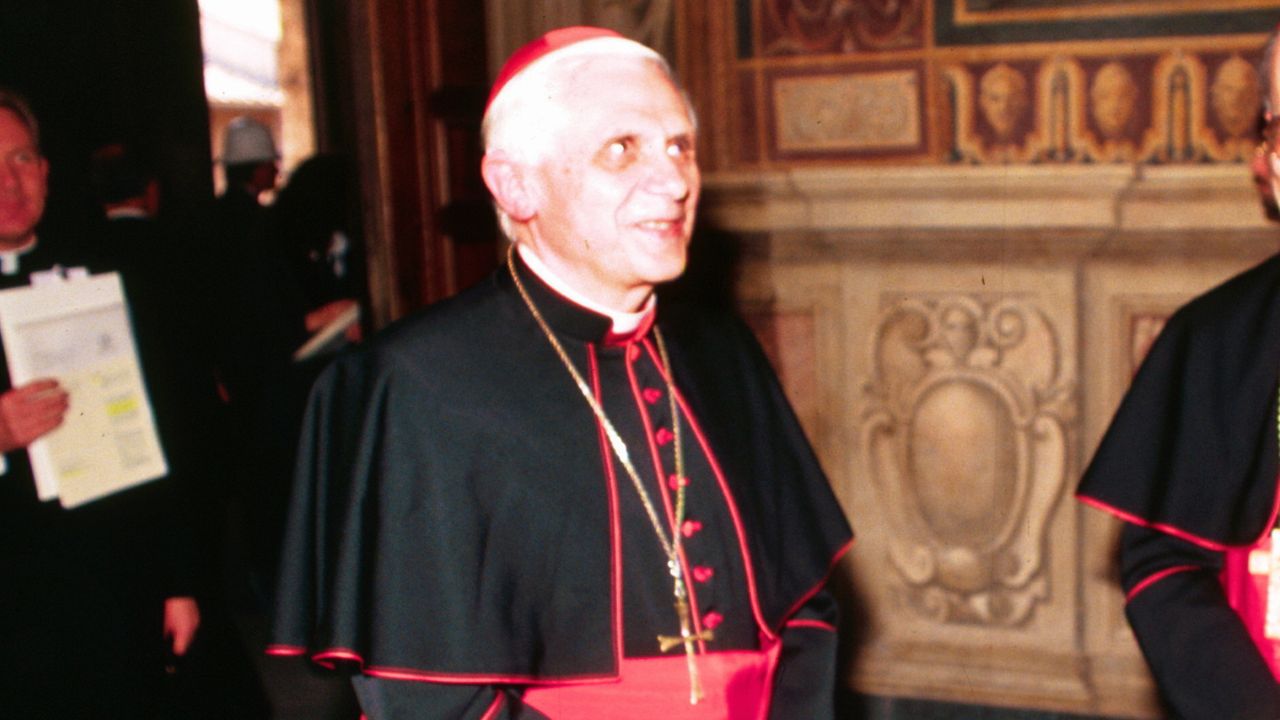 Benedetto XVI: la sua elezione il 19 aprile 2005