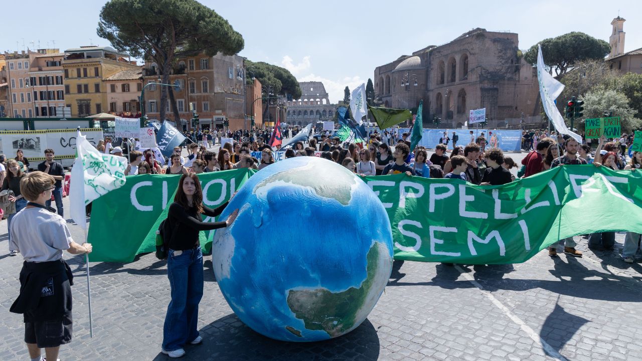 “Fridays for future”, a Roma lo sciopero globale per il clima