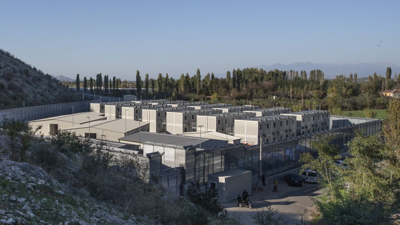 Di nuovo trasferimenti dall’Italia a Gjader in Albania