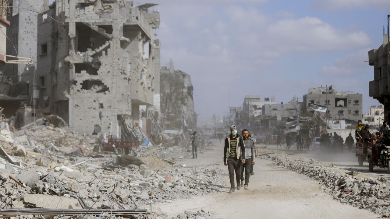 Forze israeliane hanno bombardato l’ospedale Al Ali nel nord di Gaza City