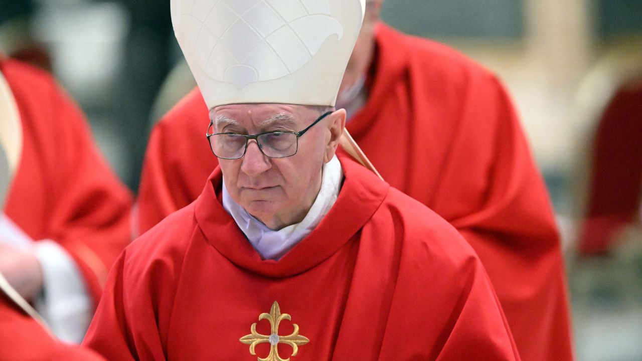 Parolin o l’ombra? Il conclave che divide l’Italia e il Vaticano