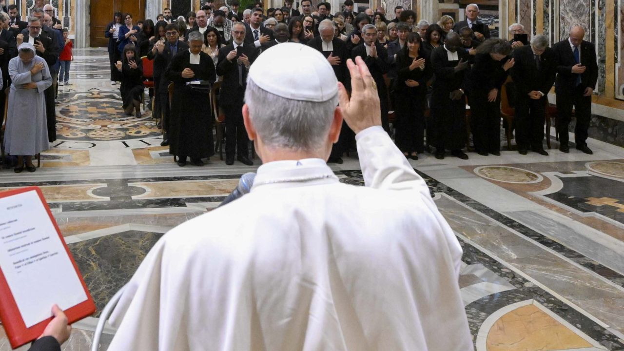 Papa Leone e l’offerta di pace: il Vaticano torna al centro della diplomazia mondiale