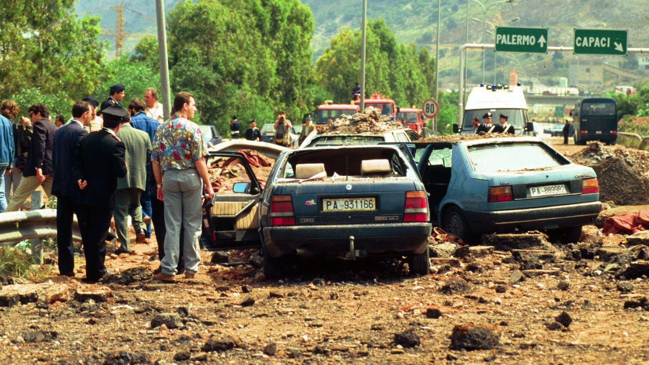 Strage di Capaci, 23 maggio 1992: l’attentato mafioso che sconvolse l’Italia
