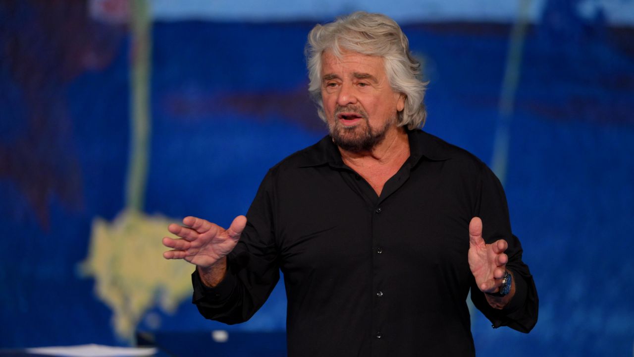 Beppe Grillo, il comico diventato profeta e fondatore del M5S