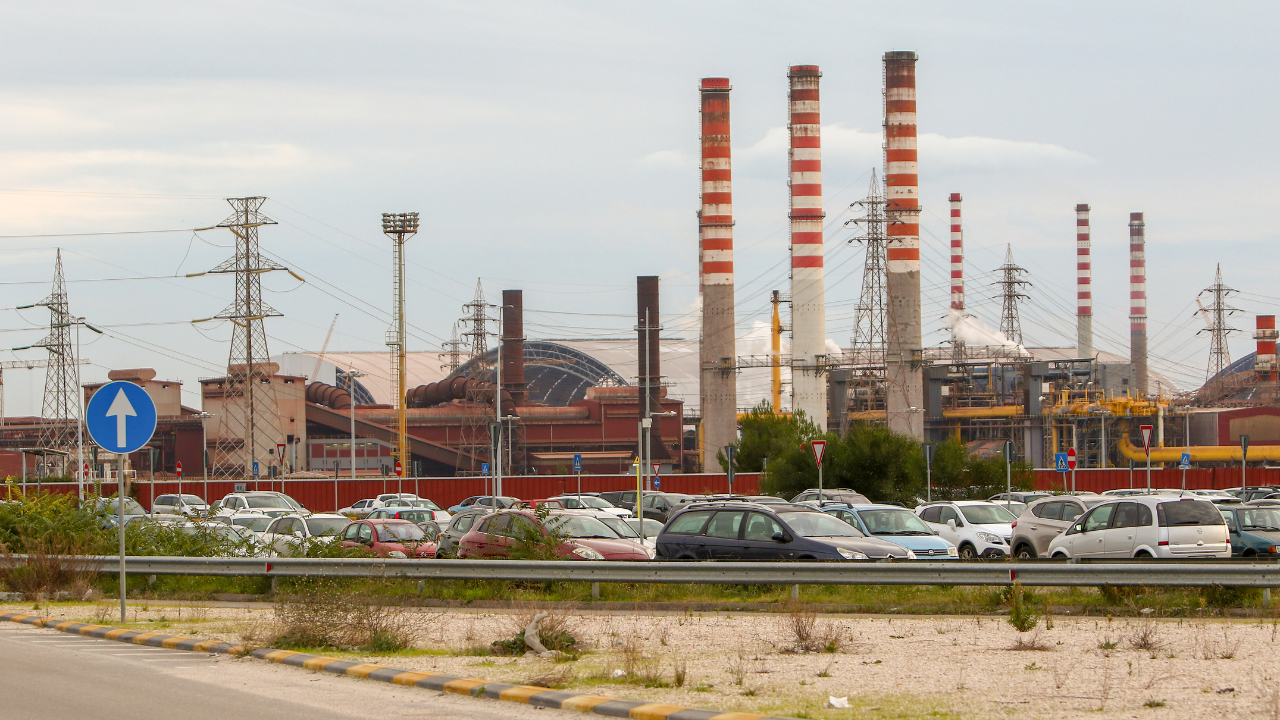 Ex Ilva, salta l’appalto da un miliardo per l’impianto green: gara da rifare
