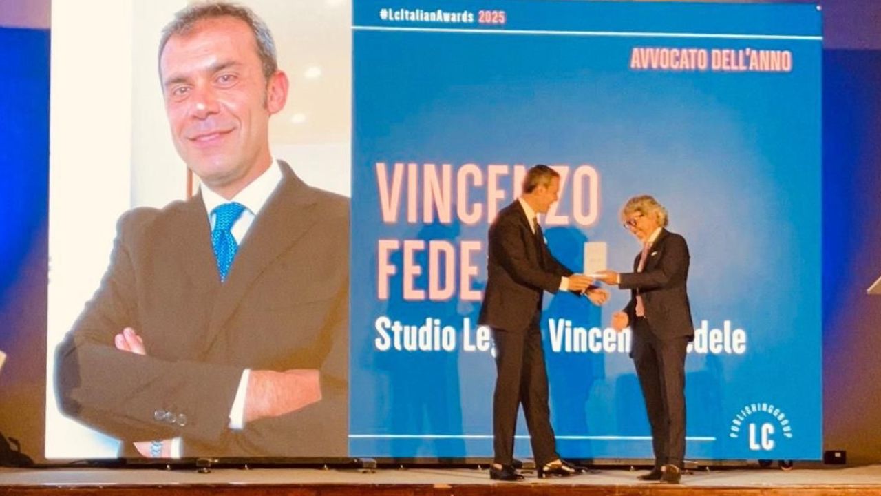 Napoli: il calabrese Vincenzo Fedele premiato come avvocato dell’anno