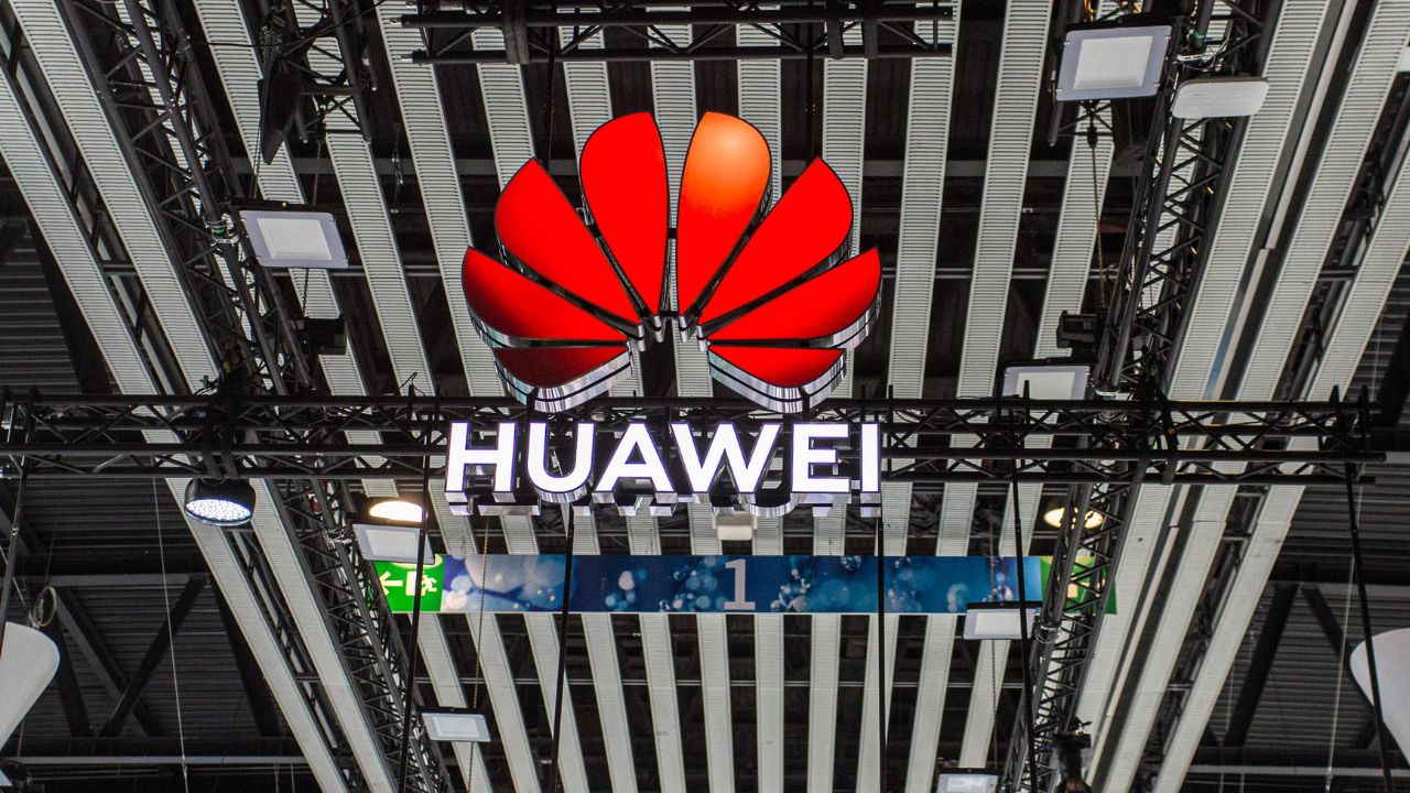 Huawei torna in vetta al mercato smartphone cinese dopo quattro anni