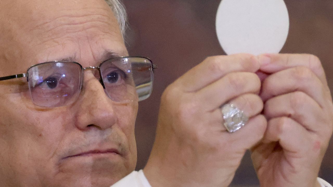 Telefonata tra Papa Leone e Netanyahu: “Proteggere i luoghi di culto e soprattutto i fedeli”