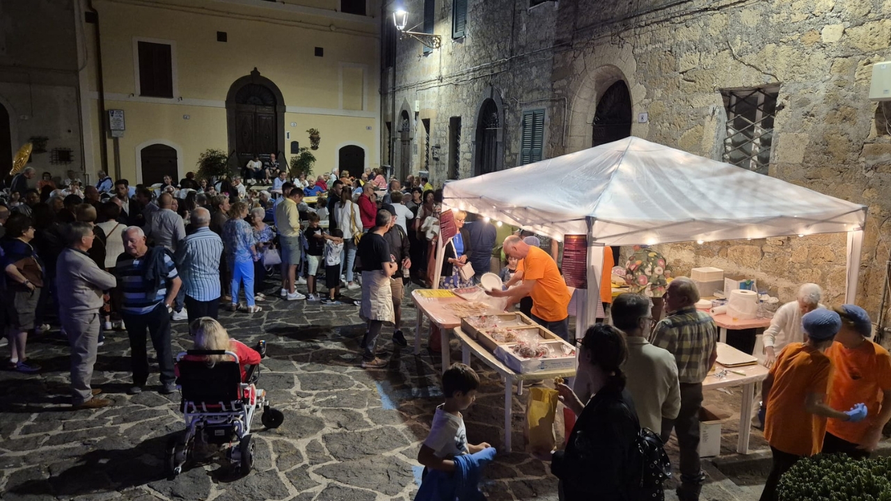 Grotte di Castro in festa: successo di pubblico e valorizzazione del territorio per “Sapori del Borgo”