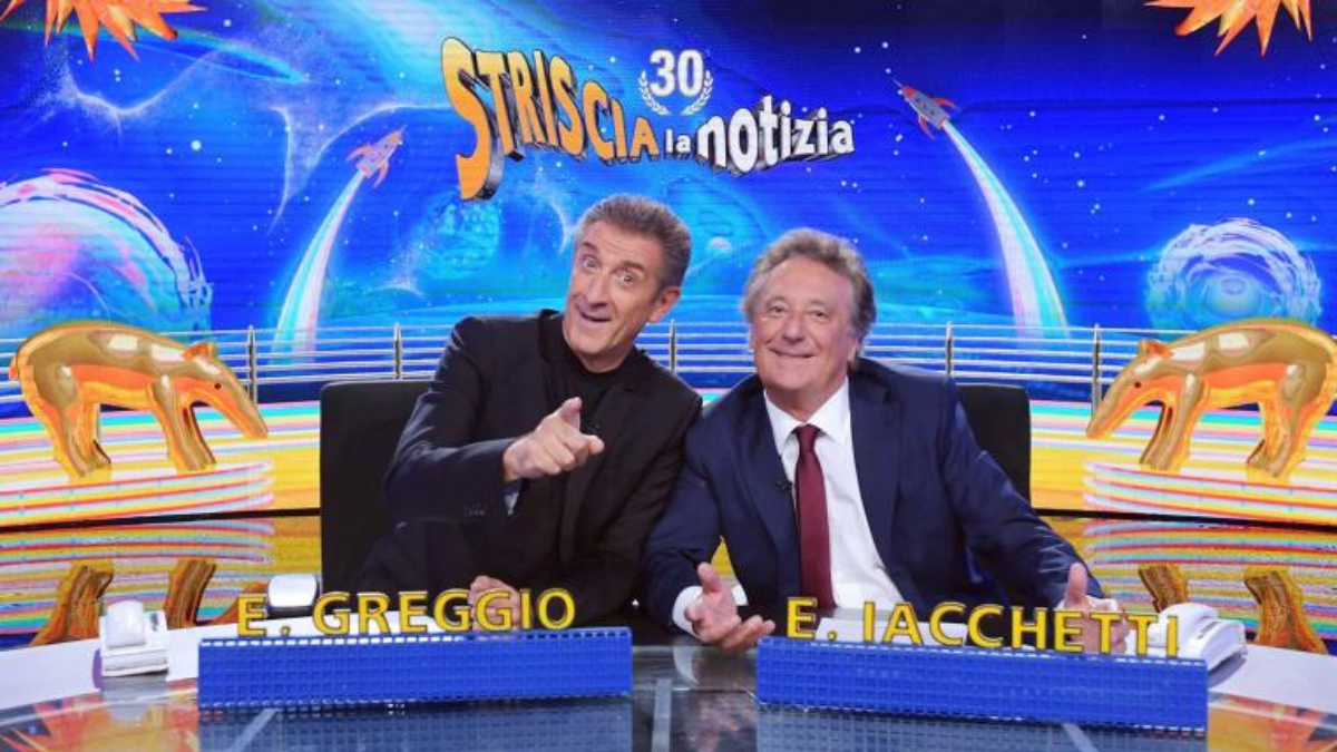 Striscia la Notizia è davvero finita? Mediaset sfila i social ad Antonio Ricci: l’ultimo segnale prima dell’addio