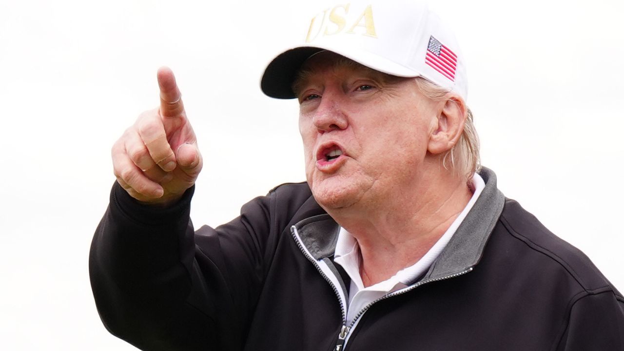 Trump attacca Ue, Fed e Mosca: dazi al 35% se non arrivano i 600 miliardi