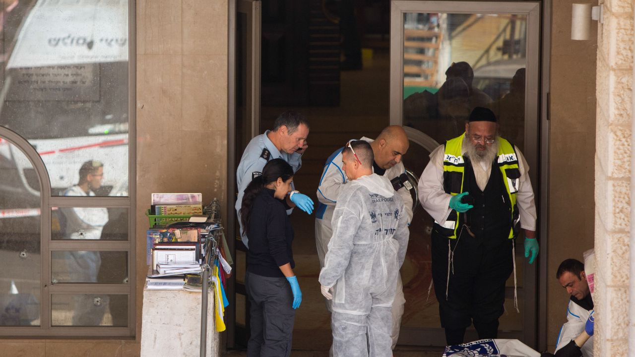 Gerusalemme, attacco con coltello in un kibbutz: due feriti, uno grave