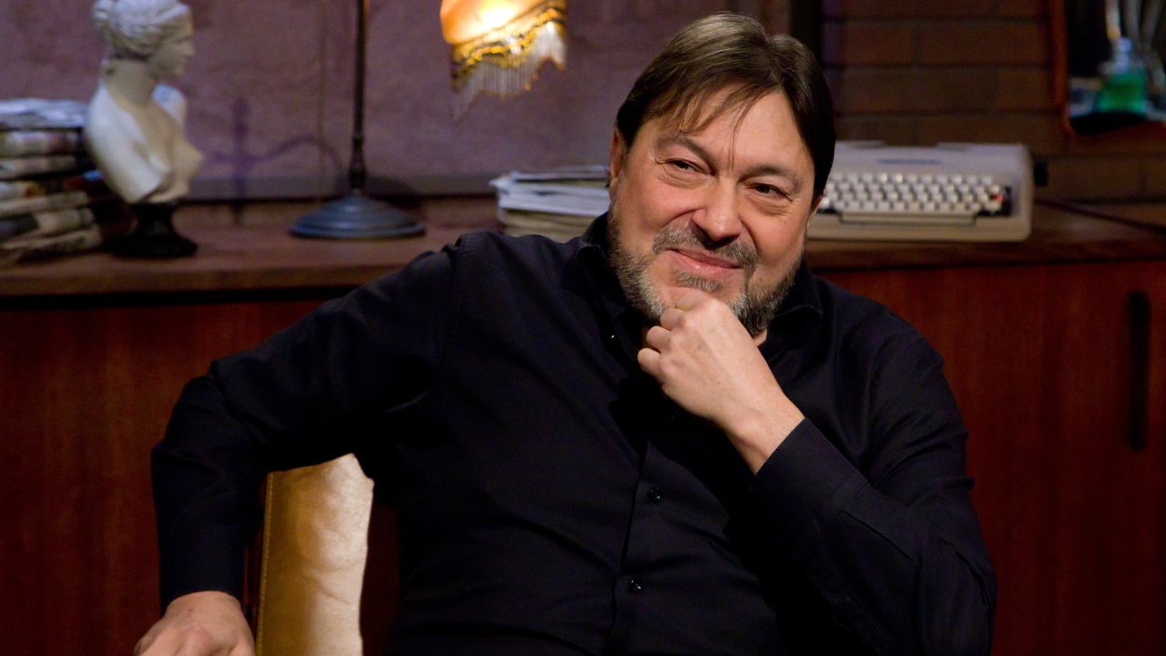 Sigfrido Ranucci verso l’addio alla Rai: Report resiste, ma il futuro parla La7. Ombre e accuse sull’inchiesta che ha smontato la pax televisiva