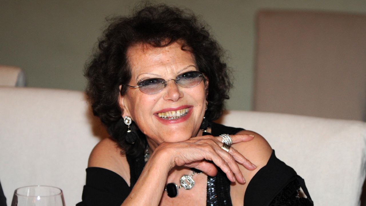 Claudia Cardinale, addio alla diva che non voleva fare cinema ma finì per diventare l’immagine più potente dell’Italia sul grande schermo