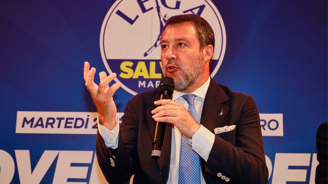 La Lega vuole tassare gli extraprofitti delle banche: Salvini chiede 5 miliardi per famiglie e imprese, Tajani grida alla “Unione Sovietica”