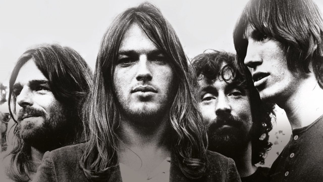 Pink Floyd, esce per la prima volta in Italia la biografia Pigs Might Fly