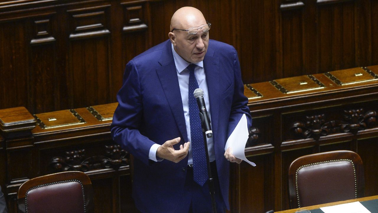 Difesa, Crosetto incontra una delegazione del Parlamento giapponese: “Partnership strategica fondata su valori comuni”