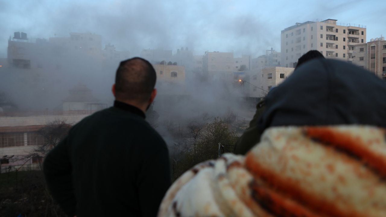 Auto esplode a Tel Aviv, ci sarebbe un ferito