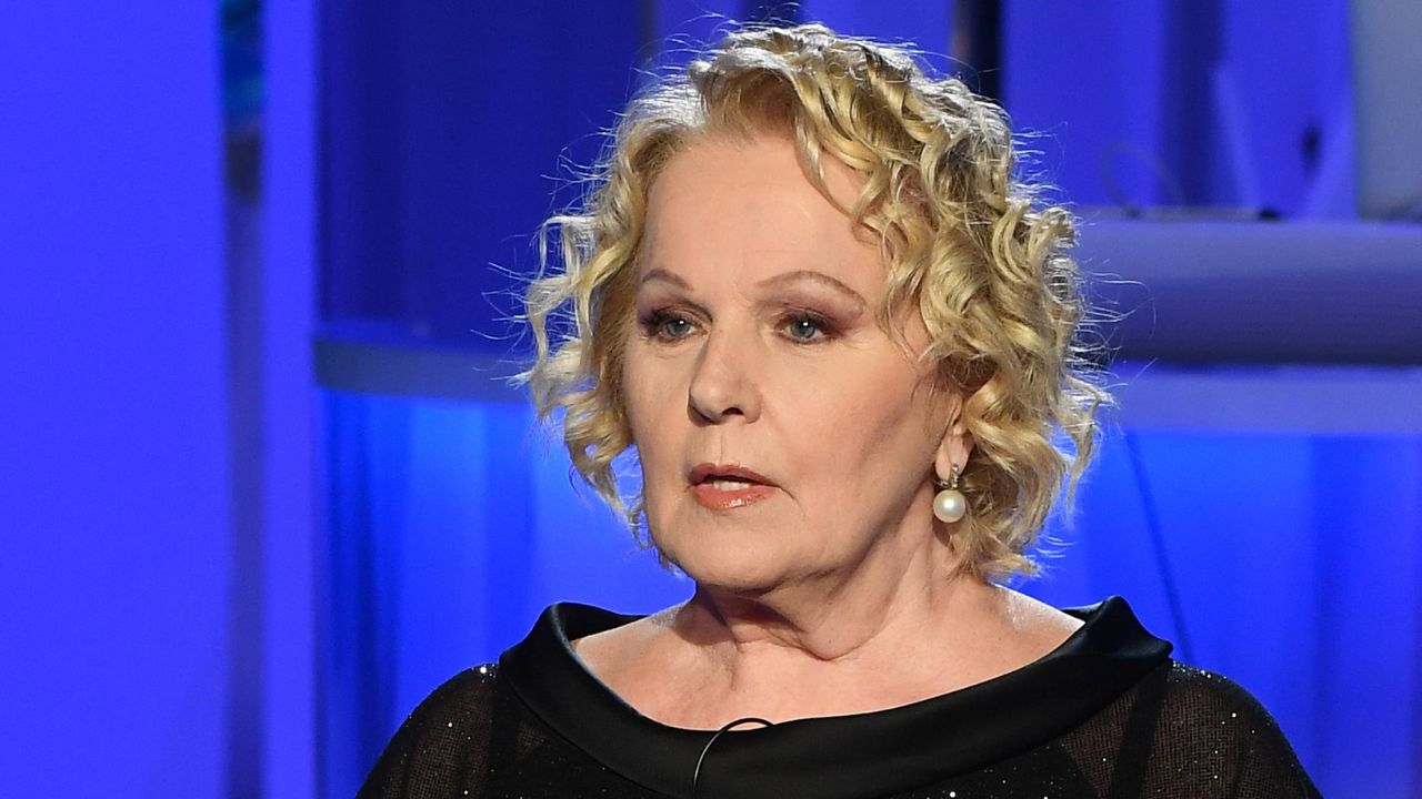 Le lacrime di Katia Ricciarelli nel salotto televisivo di Verissimo