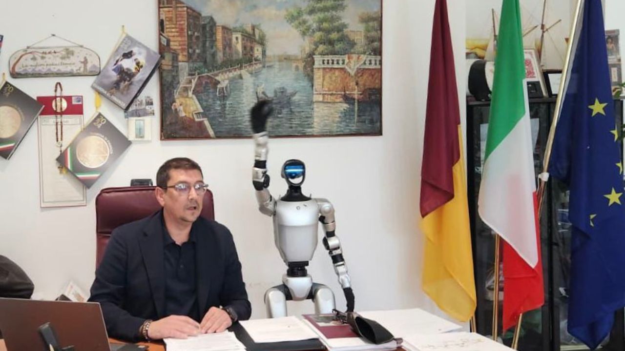 Roma: ecco Enzo, il robot che celebra l’amicizia Italia-Cina al Municipio IX