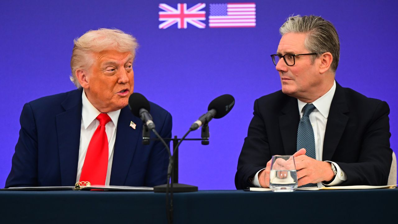 Trump e Starmer rafforzano l’alleanza USA-Regno Unito: accordi da 250 miliardi