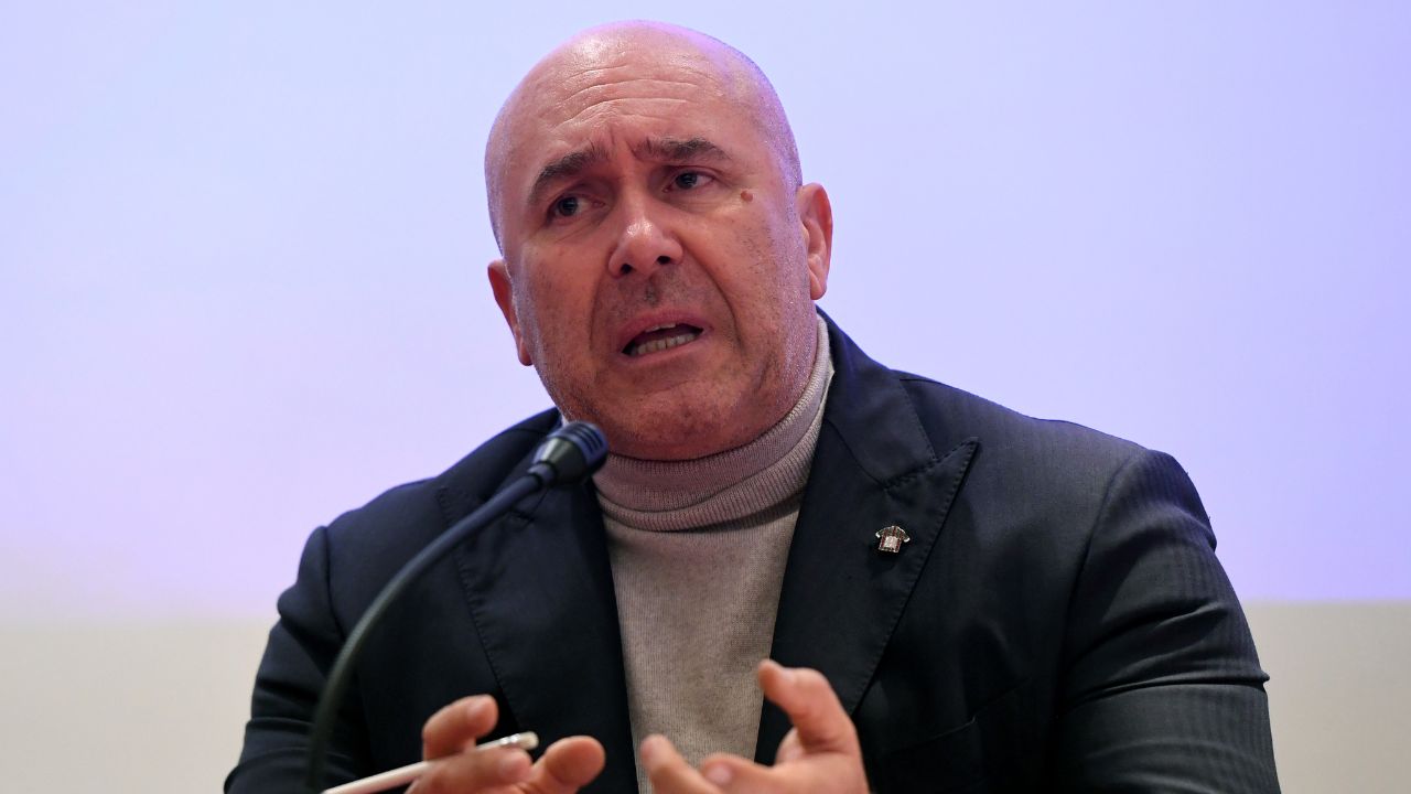 Terni, contestazioni contro il sindaco Bandecchi per le frasi su Gaza