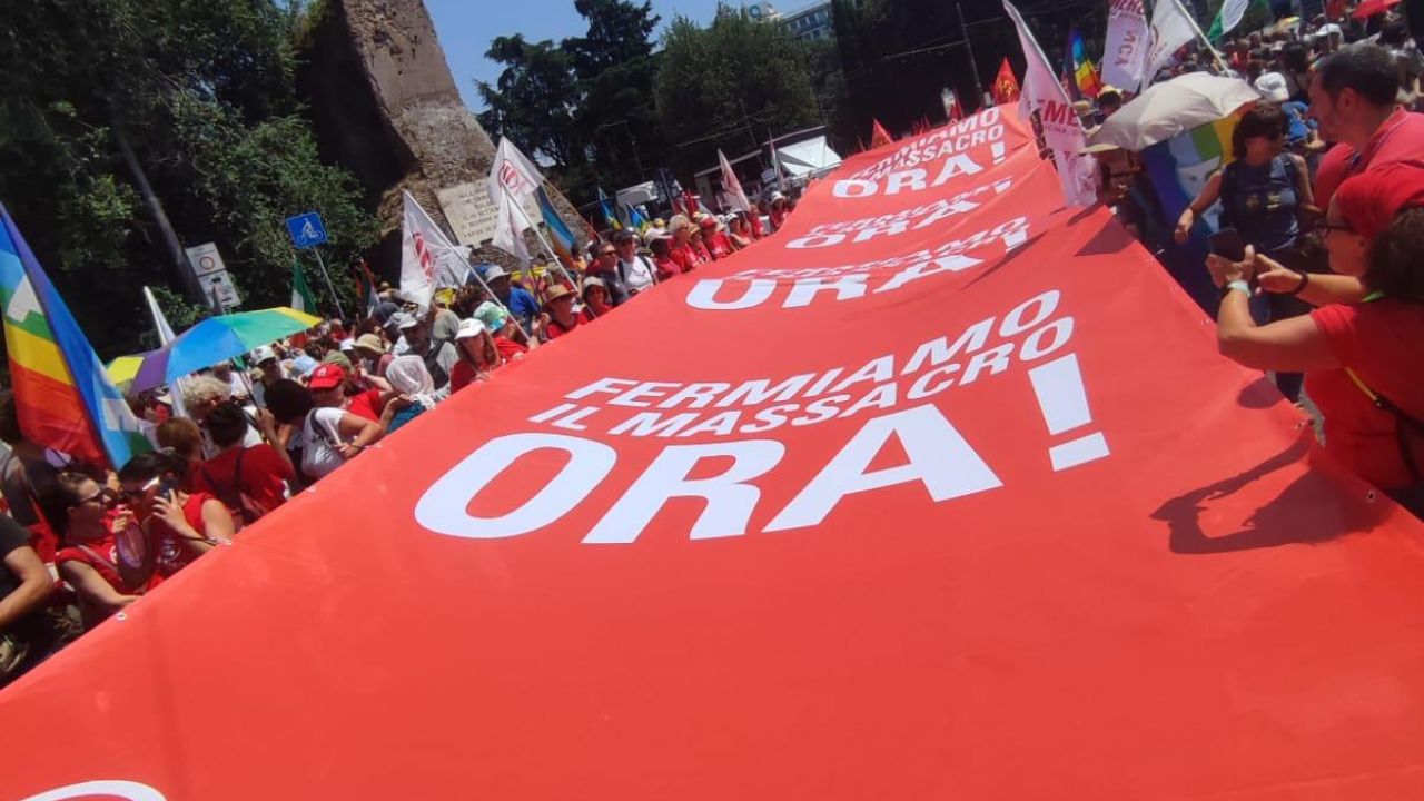 Emergency aderisce alle manifestazioni per Gaza: “Non vogliamo essere complici di questo massacro”