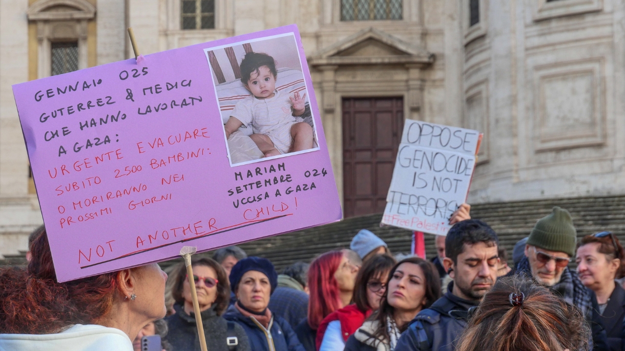 Gaza, Medici Senza Frontiere in piazza: “I medici non possono fermare il genocidio. I leader sì”