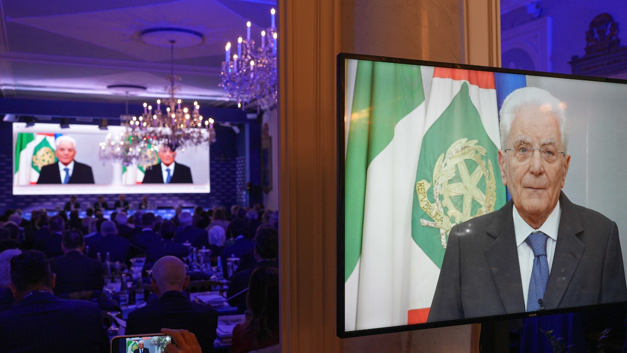 Mattarella al Forum Ambrosetti: «L’Europa è l’ultima difesa contro caos e nuovi imperialismi»