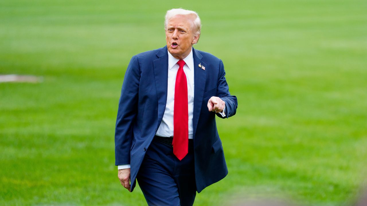 Trump dichiara guerra al cinema estero: dazi del 100% sui film girati fuori dagli Usa. E Mel Gibson finisce nel mirino