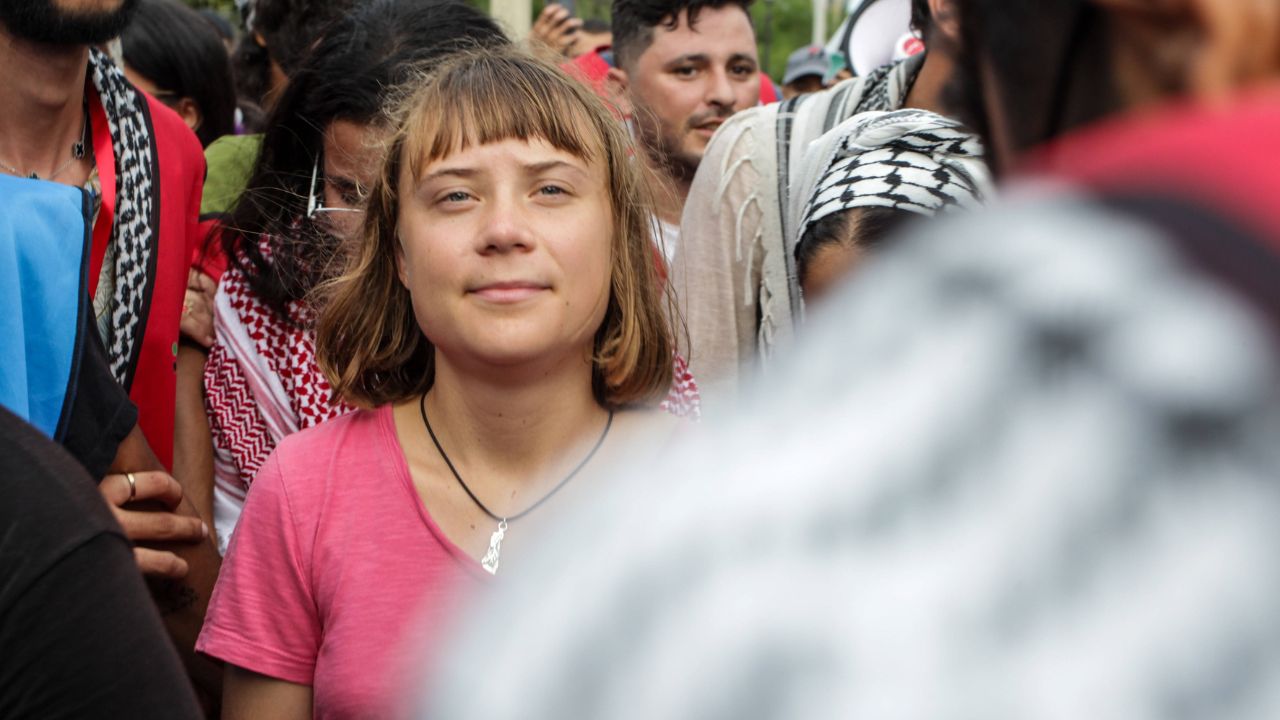 Greta Thunberg sarà espulsa oggi da Israele con un volo diretto in Grecia