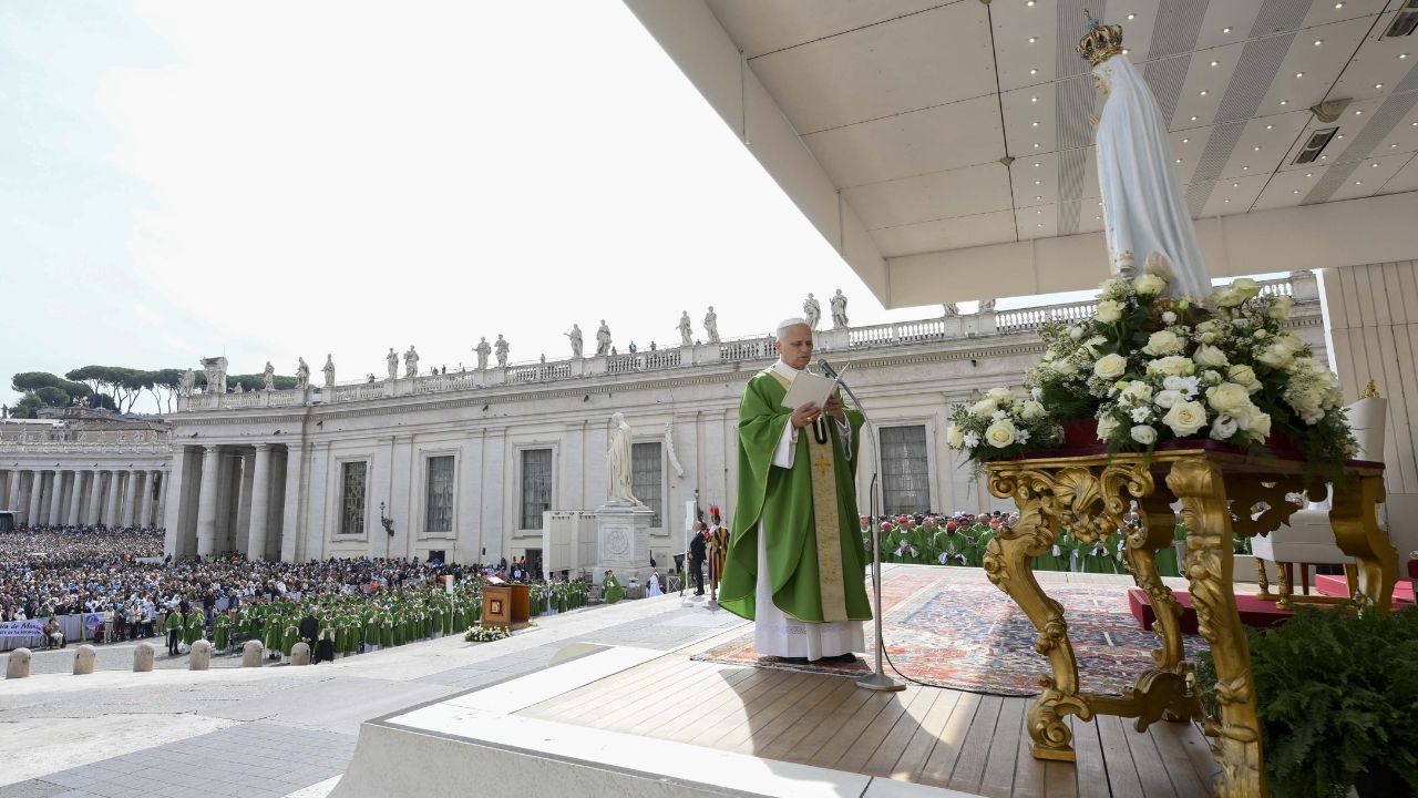 Leone XIV, il Papa che riporta i poveri al centro del potere