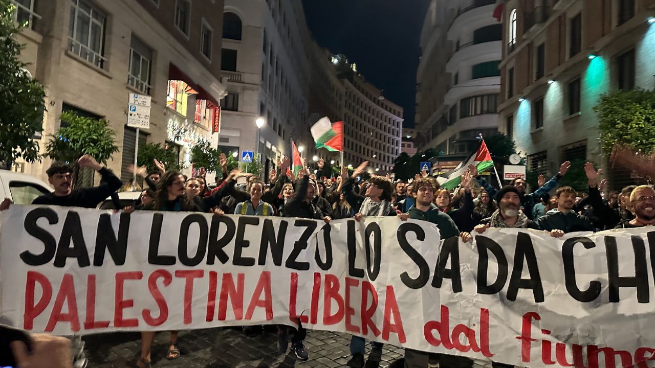 Roma, da Termini a San Lorenzo: via alla manifestazione dopo l’attacco alla Flotilla