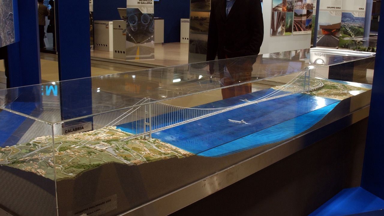 Ponte sullo Stretto, Meloni attacca la Corte dei Conti: “Invadenza intollerabile”