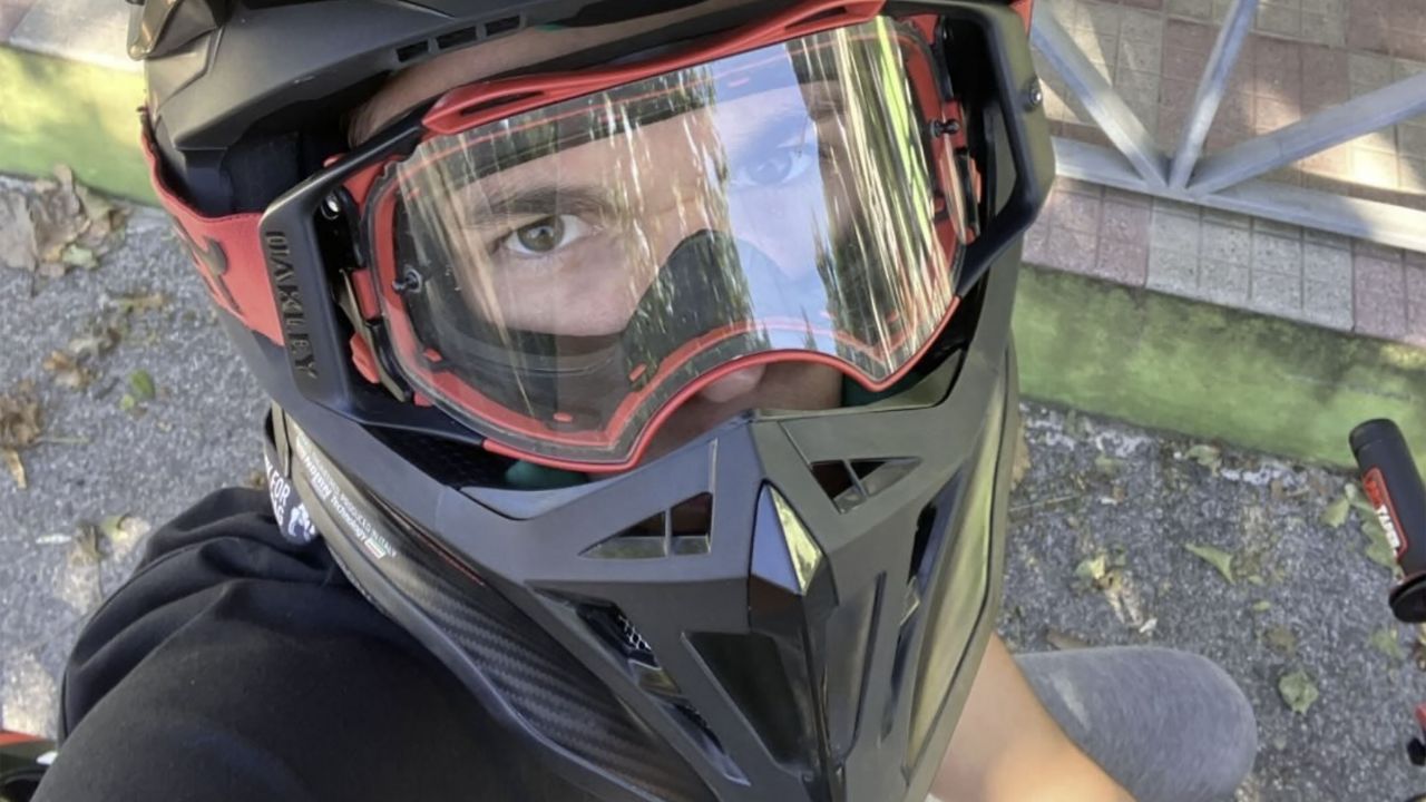 Incidente mortale nel Riminese: muore a 18 anni Evan, fratello di Andrea Delogu