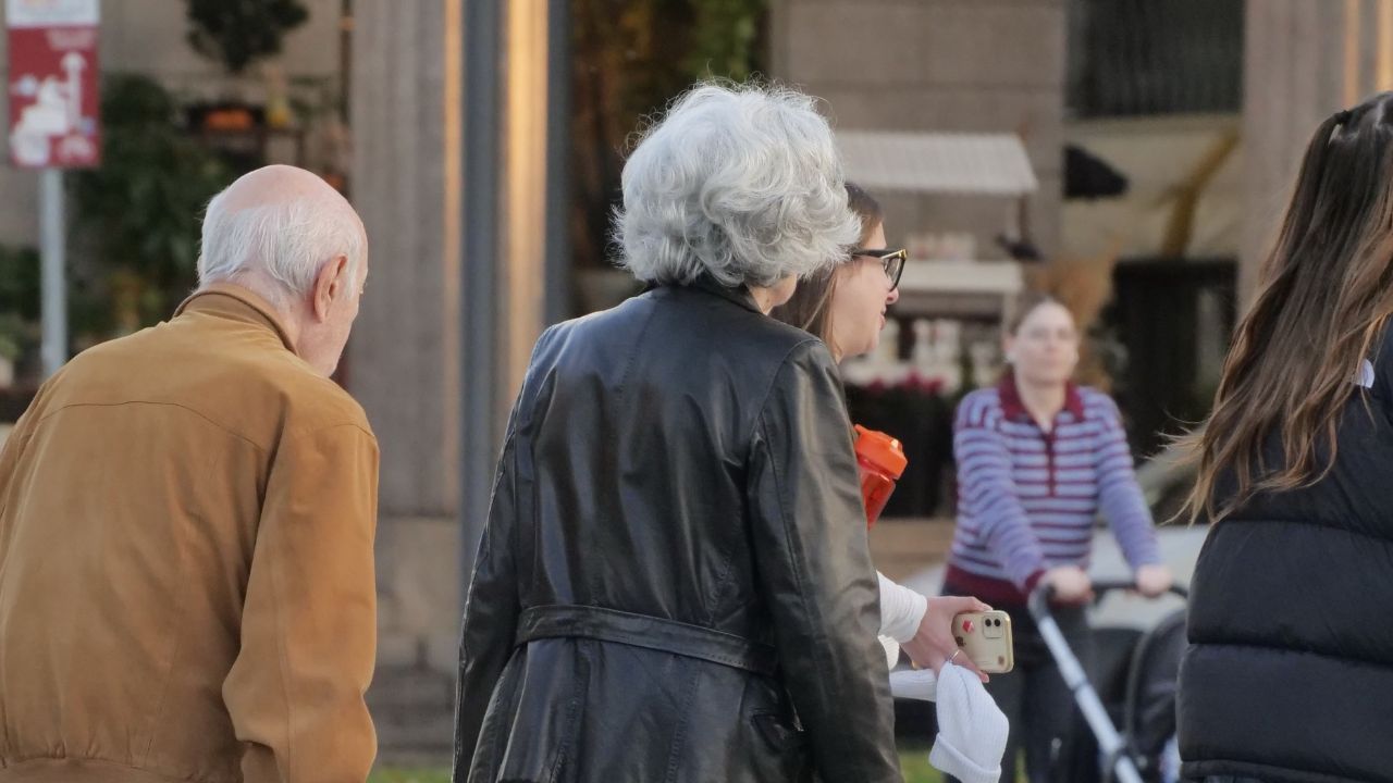 Capelli bianchi, scoperta a Tokyo la loro funzione nascosta