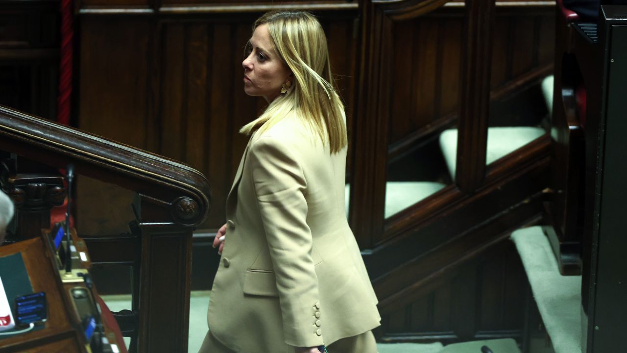 Due italiani su tre bocciano la manovra: fiducia ai minimi e maggioranza spaccata, con i leghisti più delusi dei dem