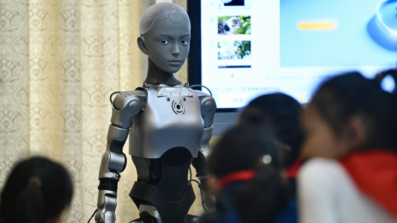 Neo, il primo robot domestico acquistabile negli Stati Uniti