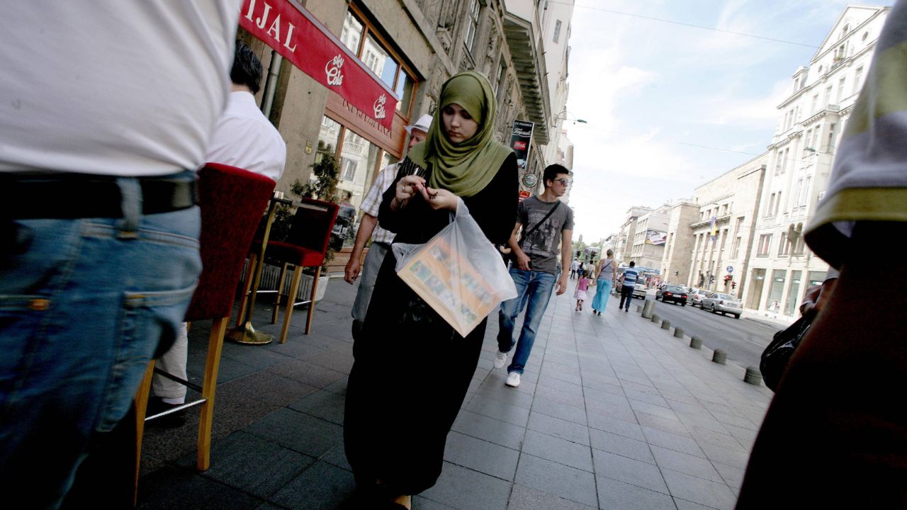 Sarajevo: quando l’Europa trasformò la guerra in intrattenimento