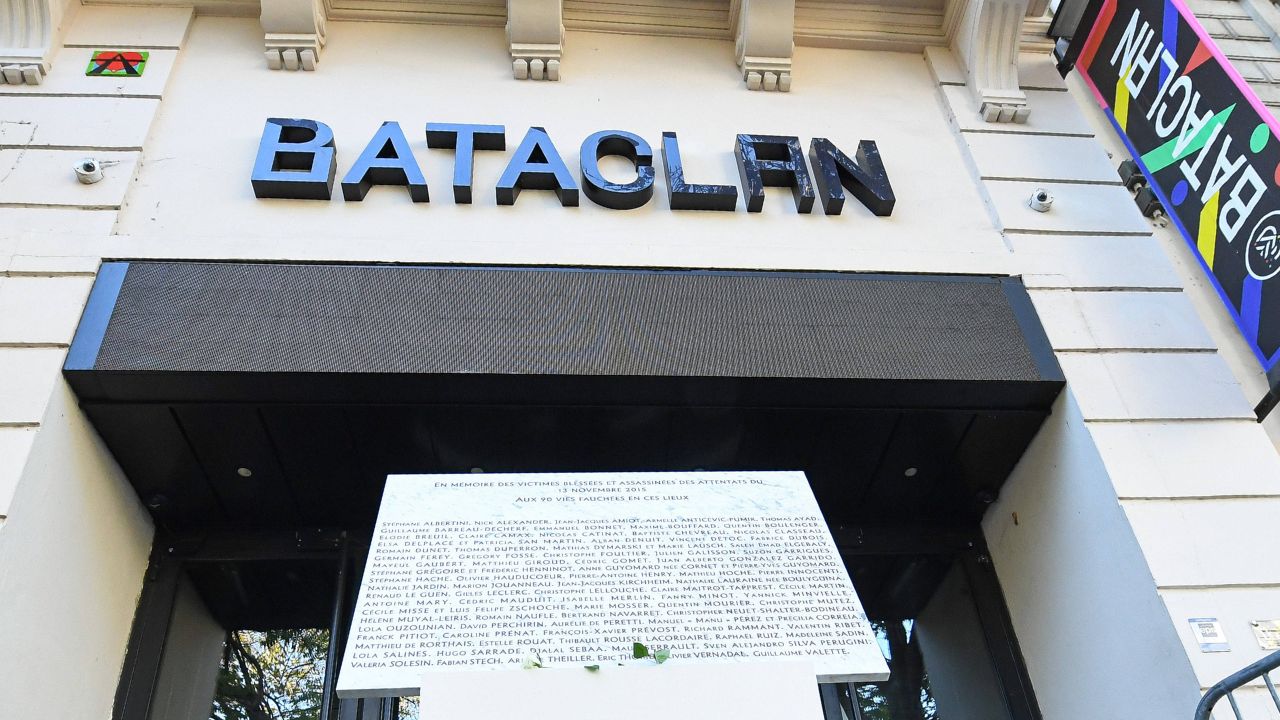 Dieci anni dal Bataclan, la Francia ricorda la notte che sconvolse l’Europa