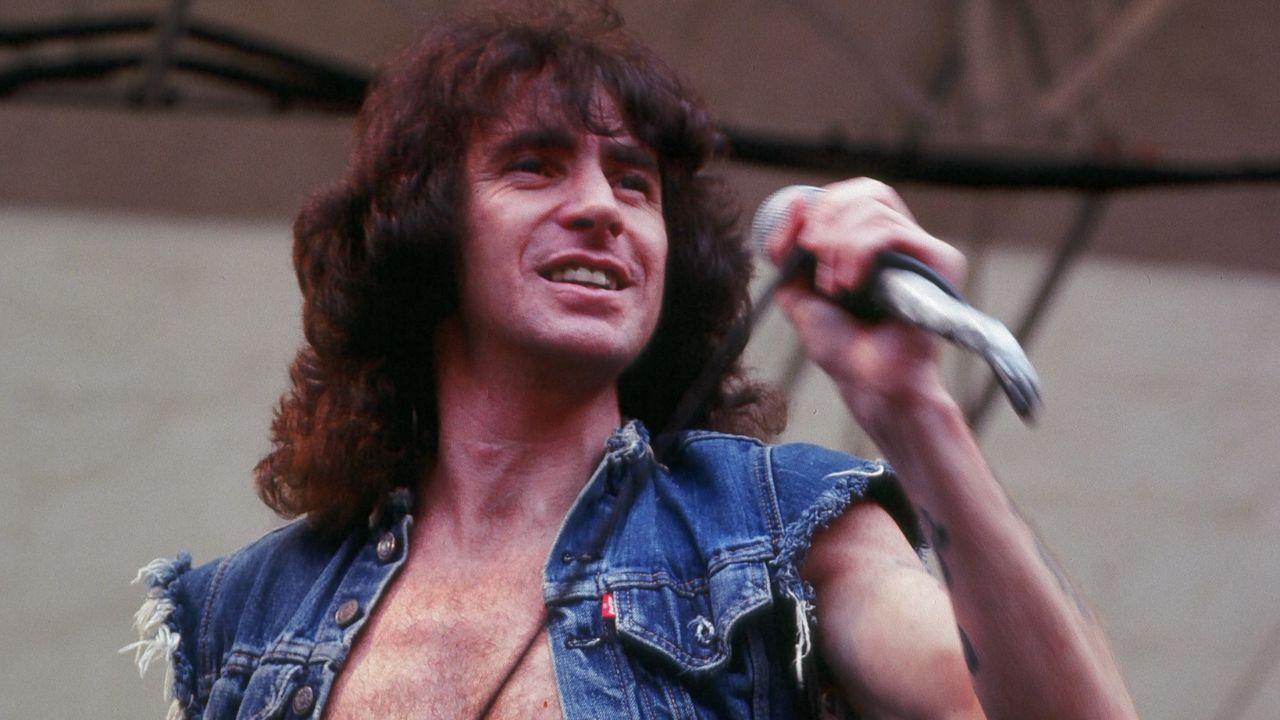 “Bon The Last Highway”, il biopic sul primo frontman degli AC/DC