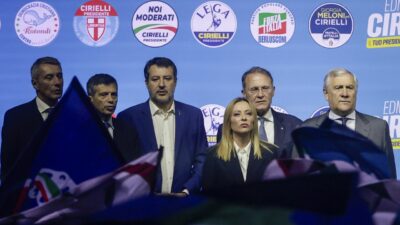 Giorgia Meloni, Matteo Salvini e Antonio Tajani a un evento del centrodestra