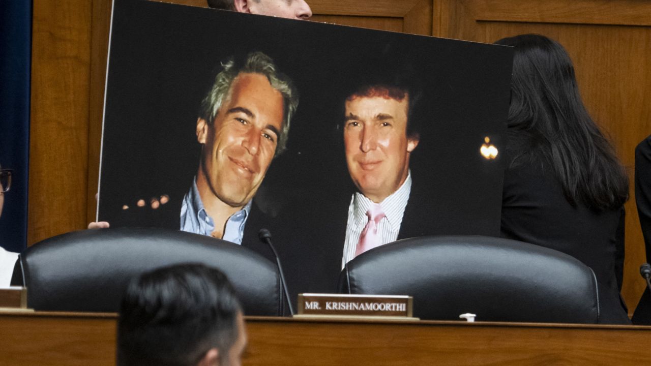 Epstein, l’ombra lunga dello scandalo e i documenti segreti: le rivelazioni sul potere che lo ha protetto, tra business, politica e nuove paure per Trump