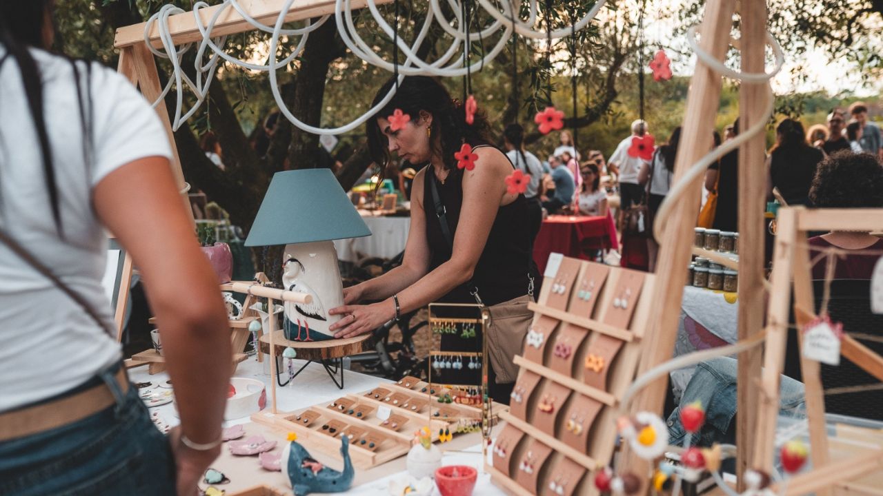 Bonfire Market, torna l’appuntamento con artigianato, creatività e comunità sostenibile