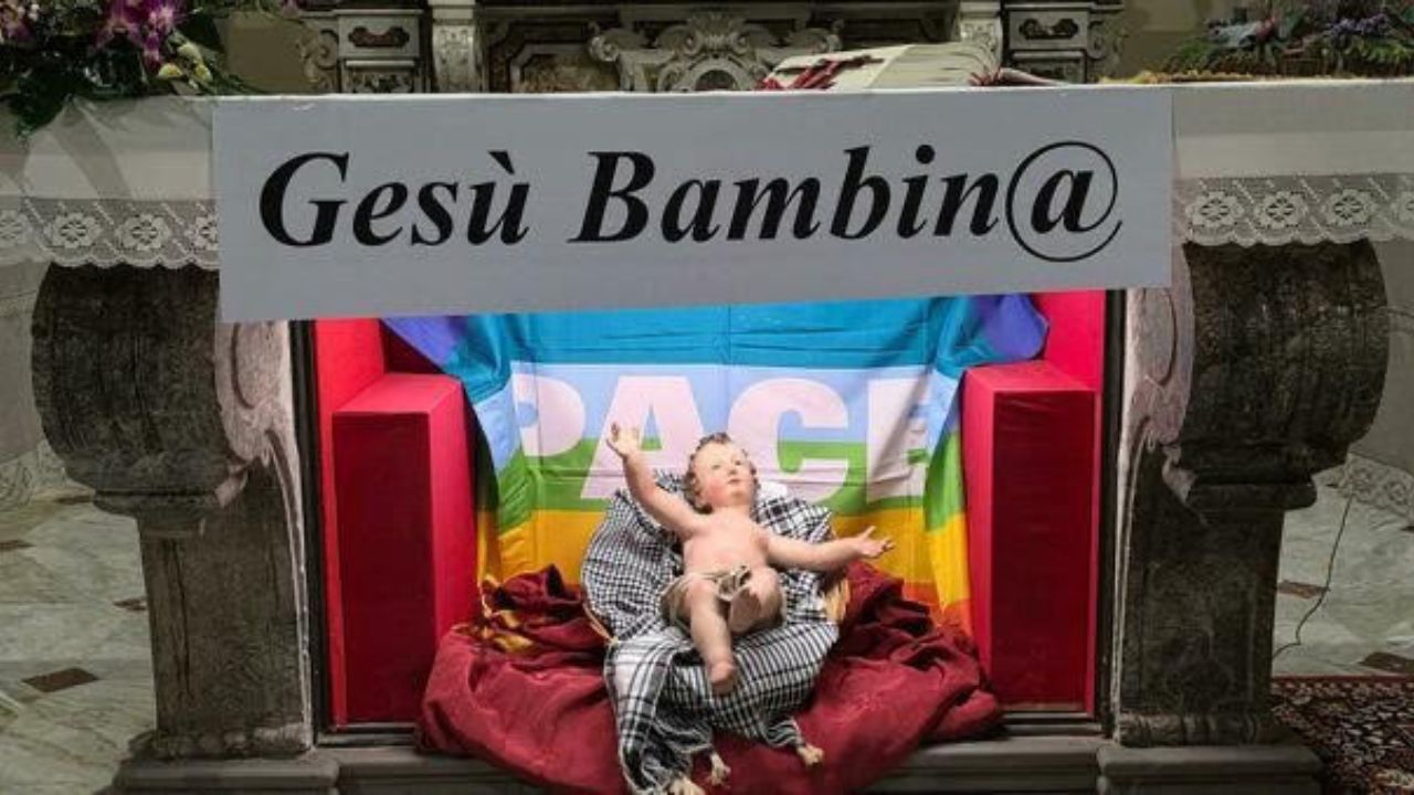 A Mercogliano Gesù è una bambina: il gesto del parroco fa discutere