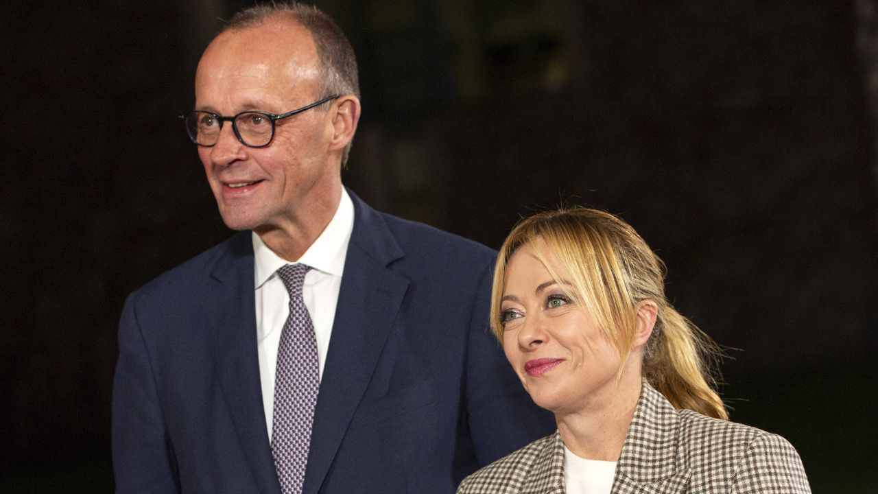 Vertice Italia-Germania a Roma, Meloni incontra Merz a Villa Doria Pamphilj