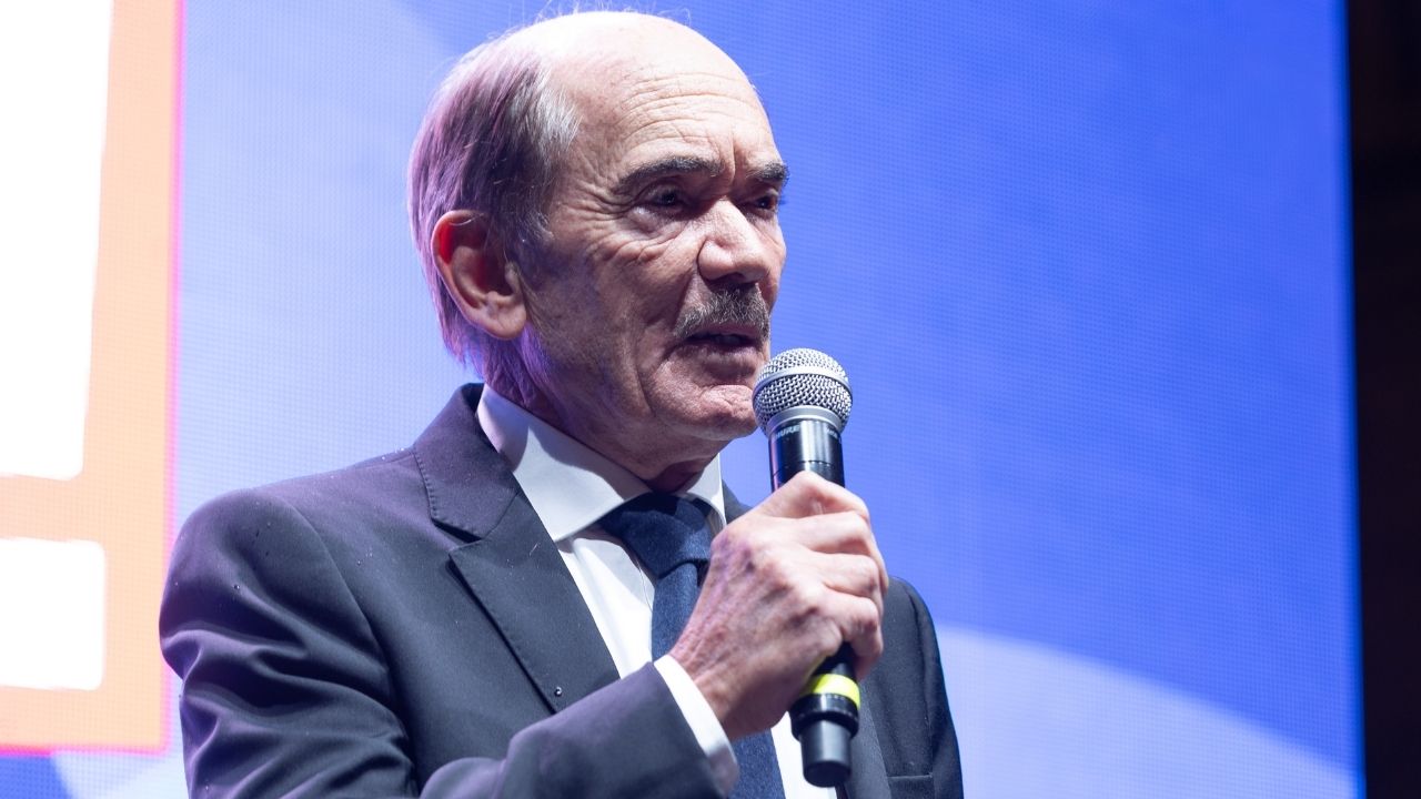 Dossieraggi, la relazione Antimafia scuote Roma: “anomalie e sistema preoccupante”, Forza Italia chiama in causa Cafiero De Raho, M5S replica “fango e calunnie”